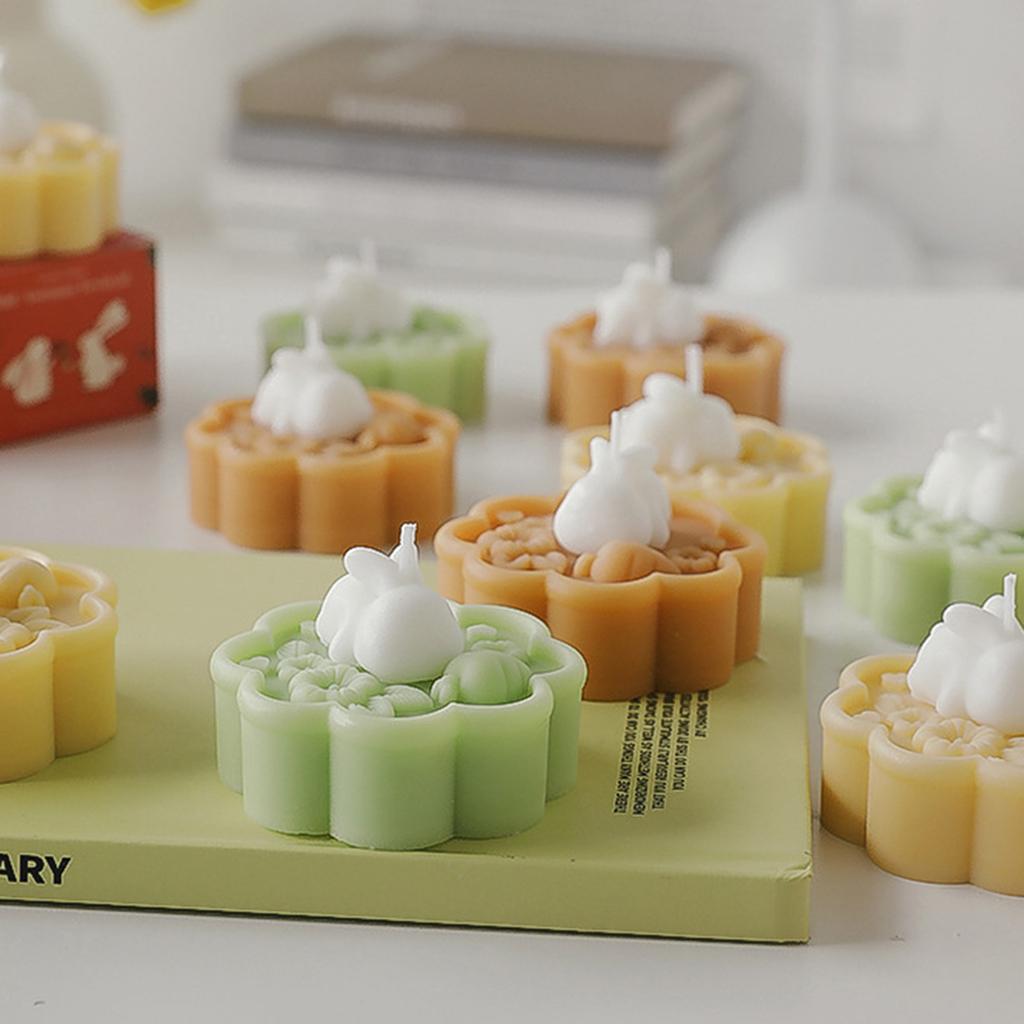 Cute Rabbit Mooncake Shape Scented Candle for Mid Autumn Festival Gift for Relaxation and Celebration Holiday Present