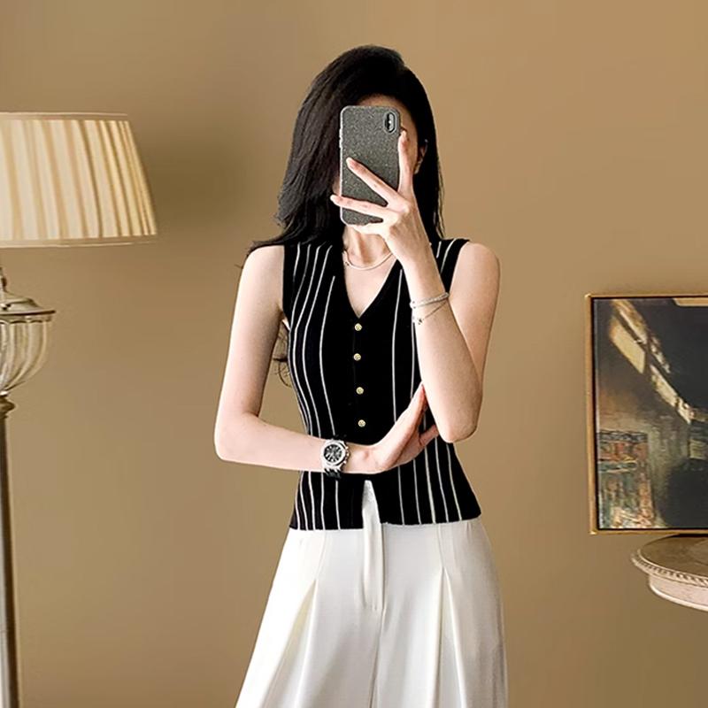 Summer Retro Striped V-Neck Sleeveless Single-Breasted Knitted Vest For Women