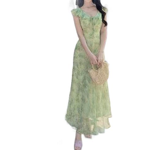 Seaside Vacation Green Floral Small Flying Sleeve Dress Gentle Temperament Unique Beautiful Waist a Word Beach Dress