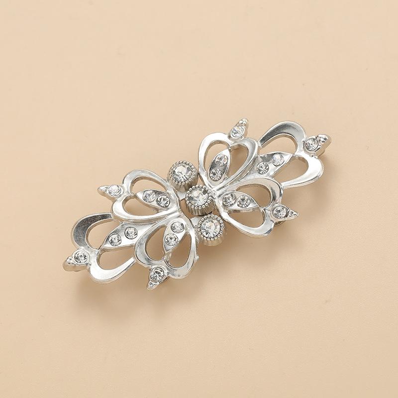 1 Pair Alloy Cardigan Collar Clips Holder Women Decor Crystal Cape Cloak Clasps Fasteners Buckle Brooch Clip