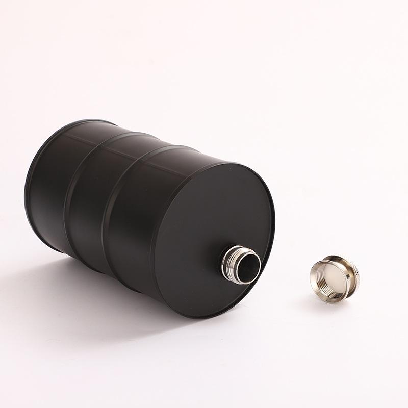 25 Unzen Wodka-Ölfässer, Whisky-Flagon, Ölfass, Wodka-Whisky-Krug, tragbarer 304-Edelstahl-Flachmann für Alkohol und Likör