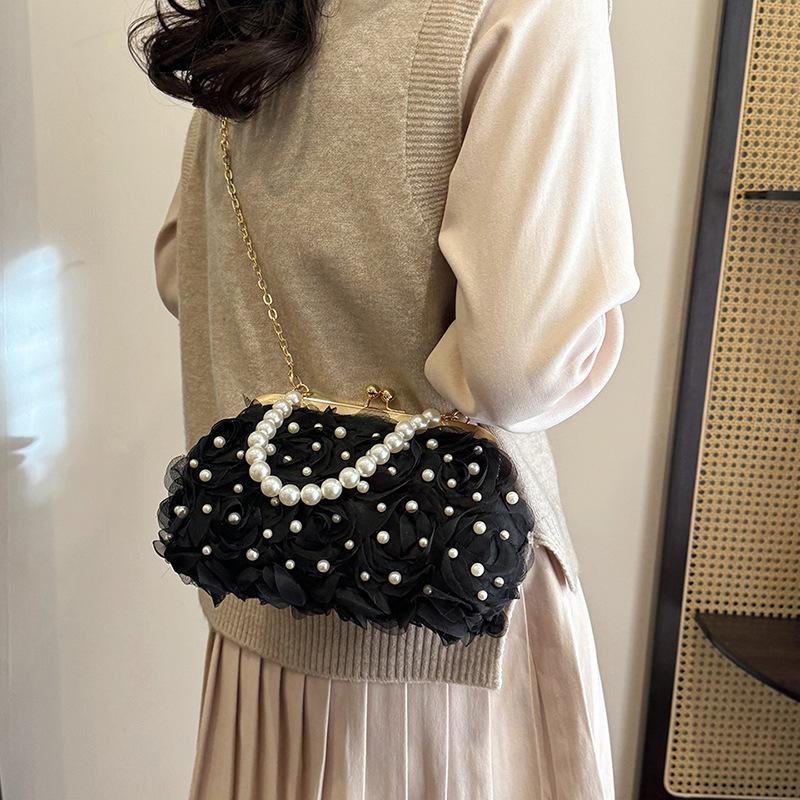 Women Rose Flower Evening Bag with Chain Floral Pearl Handbag Elegant Dinner Bag Pearl Crossbody Female Bridal Bag