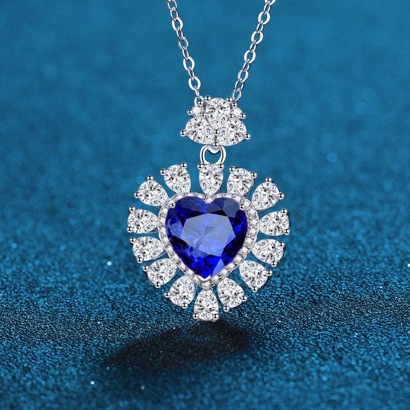 

Ожерелье с подвеской в форме сердца из циркония из стерлингового серебра - Розовый, Красный, Синий; Элегантный корейский стиль для женщин. Sterling Silver 925