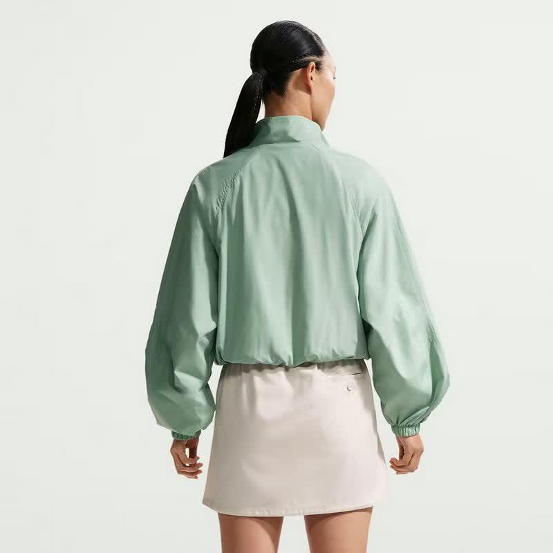 Nike Women's Outdoor Fitness Thin Woven Jacket