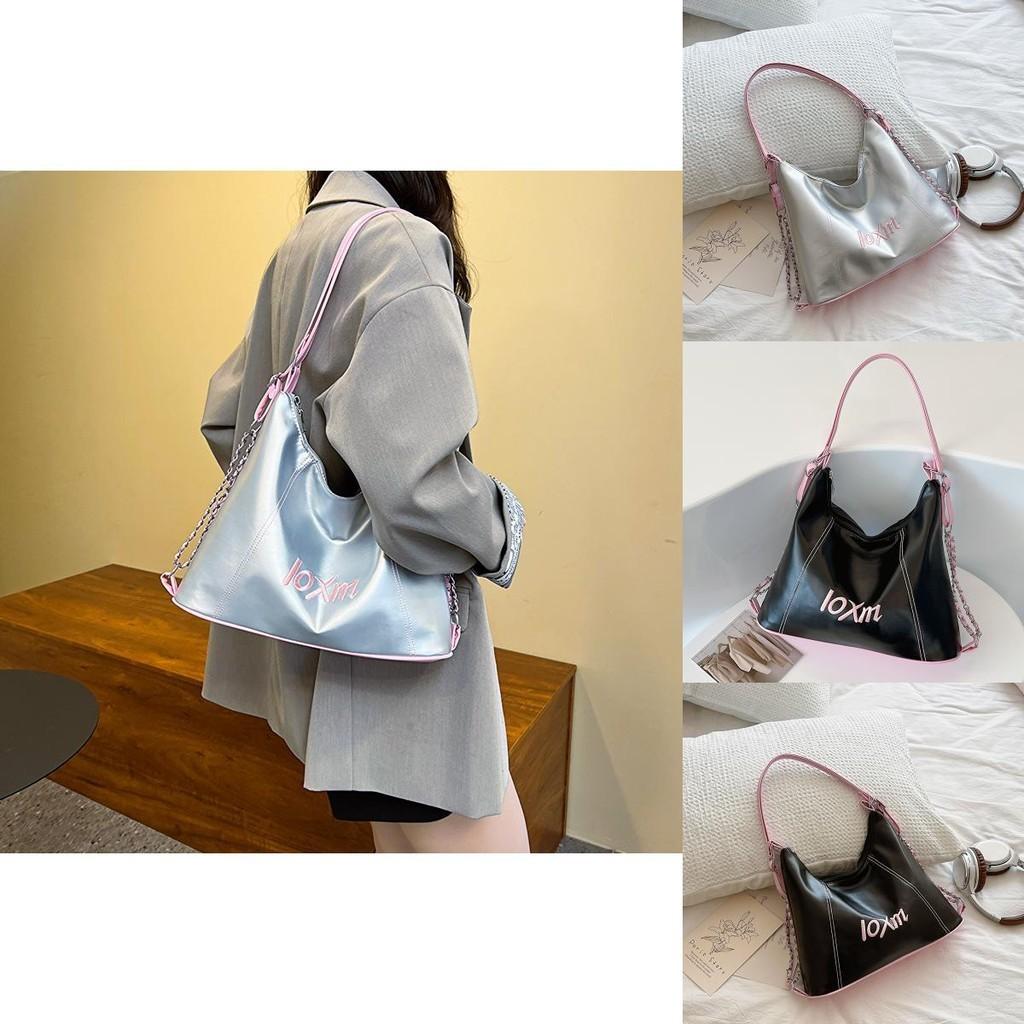 Stylish Minimalist Womens Shoulder Bag Fall 2023 Trendy Commuter Tote