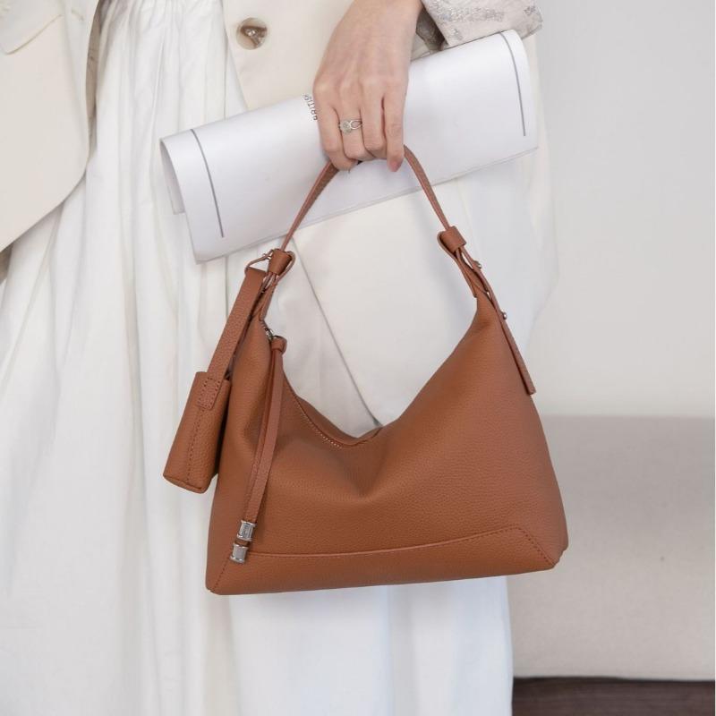 Cowhide Single-shoulder Women's Bag with Large Capacity Crossbody Tote Bag for Dumplings Fashionable and Simple Shopping Bag