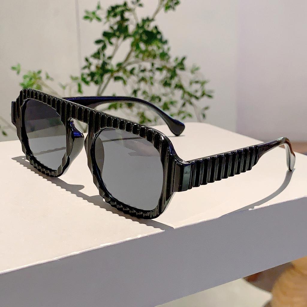 Retro Pilot Black Sunglasses New In Women's Decor Shades Ins Trendy Fashion Brand Design Sun Glasses for Travelling