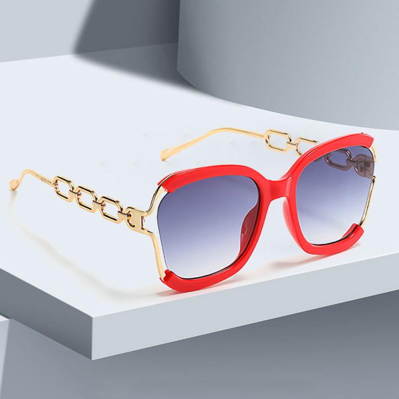 New Fashionable Sunglasses Women Gradient Lenses Golden Chain Decoration Unique Design Stylish Glasses for Women