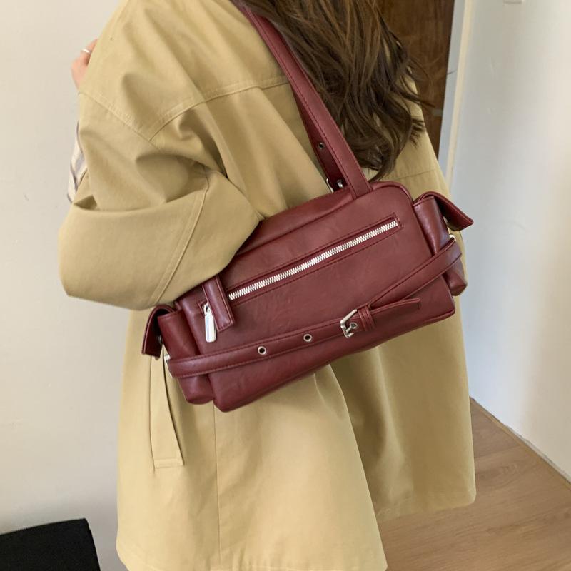 Retro bag women's large capacity 2025 new autumn and winter casual shoulder armpit bag high-quality texture work commuter bag