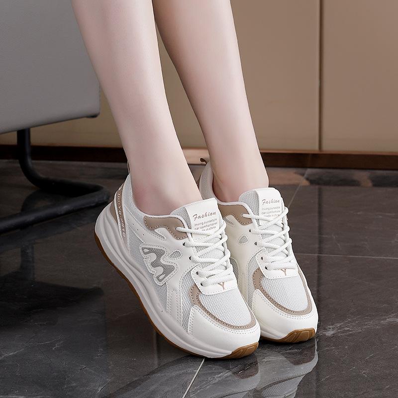 

Mesh breathable thick-soled high-white shoes women s 2025 spring new casual dad shoes thick-soled Forrest Gump shoes 6816 40