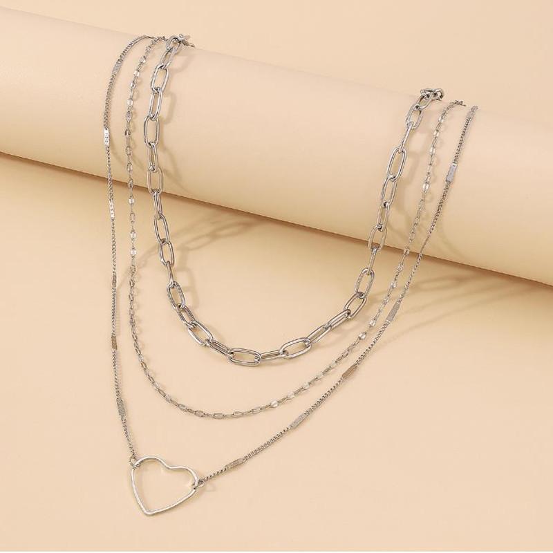 Europe, America, fashion and cold wind stacked accessories women, simple lip chain hollow love circle necklace