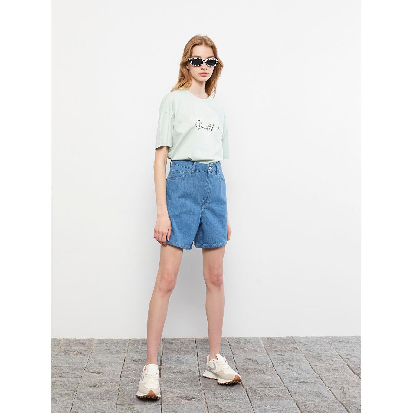 

Женские джинсовые шорты Rodeo стандартного кроя с прямыми карманами цвета индиго