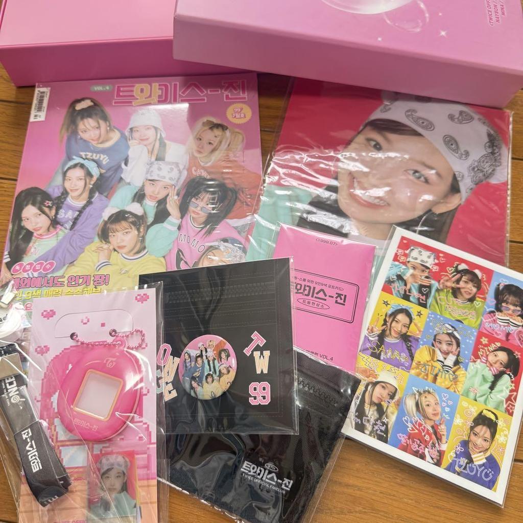[USED] TWICE Goods Korea FC4th Generation Membership Bonus