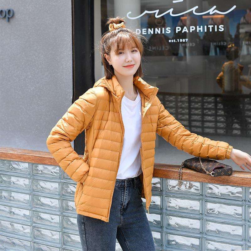 Light Down Jacket Women's Short, Winter Take-off Hat Fashionable Slim-fit Hooded Stand-up Collar Women's Thin Coat