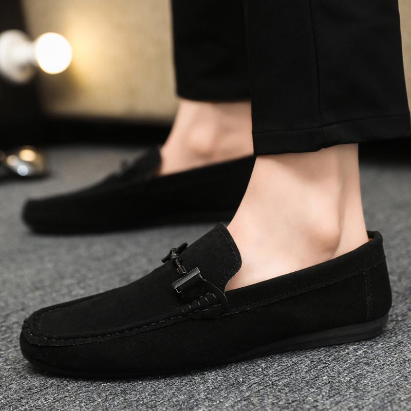 Mens Loafers Lightweight and Breathable Casual Shoes Mens Flat Driving Shoes Soft Sole Slip On Business Shoes Moccasins