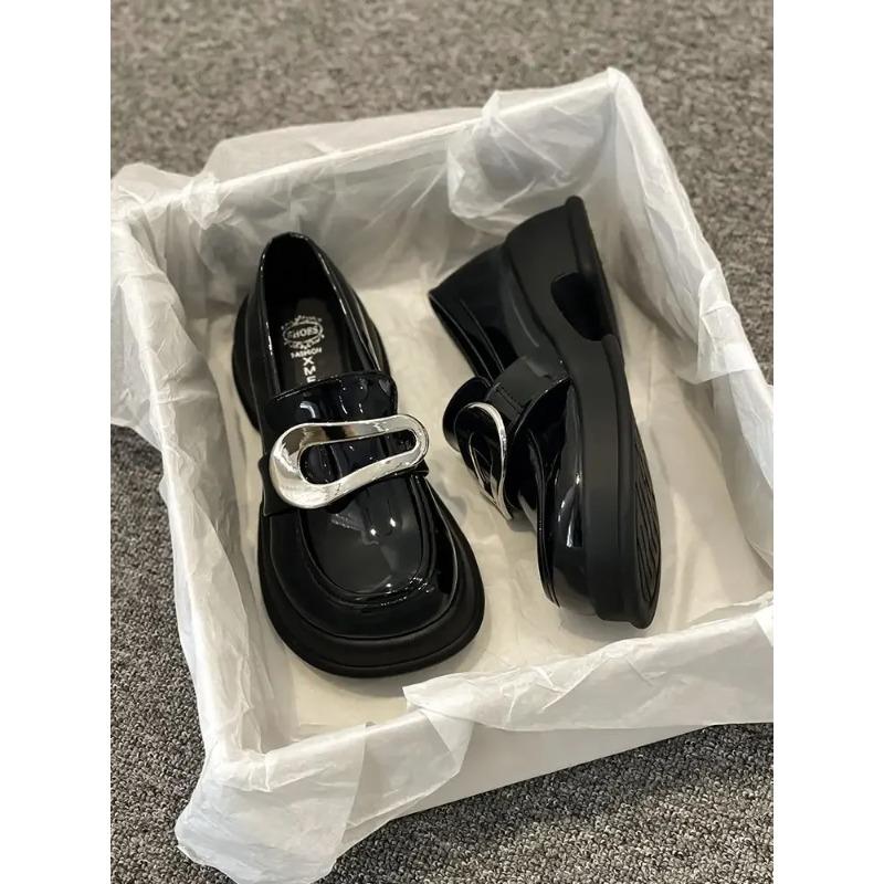 Fashion Cute Kawaii Women's Shoes with Medium Heels Round Toe Platform Loafers Ladies Pumps Young On Sale Stylish Genuine Mark Wholesale