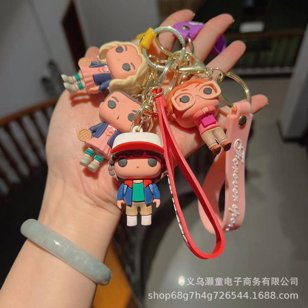 American TV doll keychain, cute doll pendant