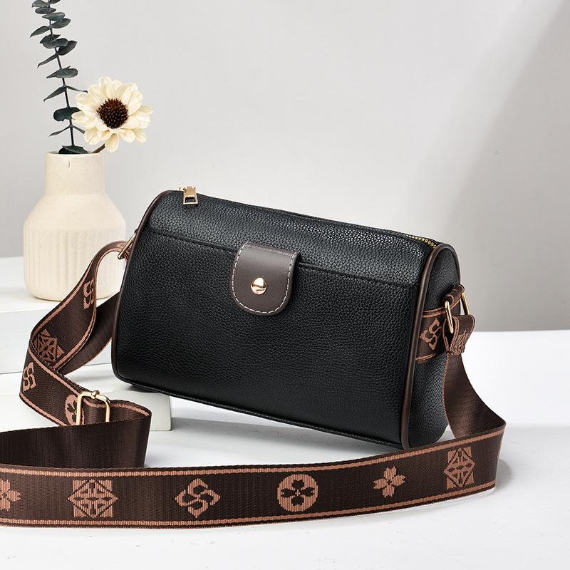 Women's bag Boston Internet celebrity versatile pillow bag simple shoulder messenger bag Shiling bag women's wholesale senior sense