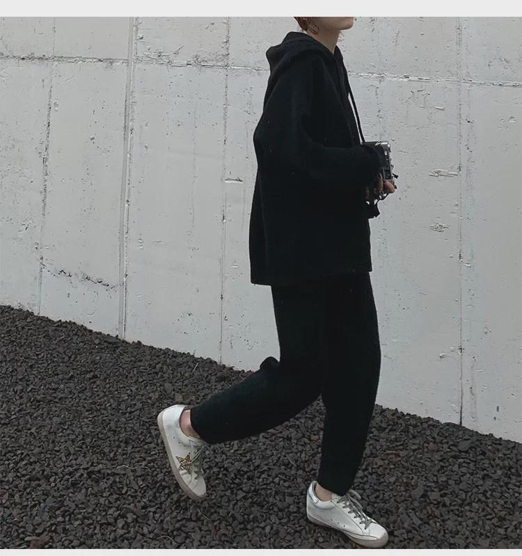 Women's Fashion Knitted Suit: Loose Hooded Sweater & Carrot Leg Pants for Autumn/Winter 2023