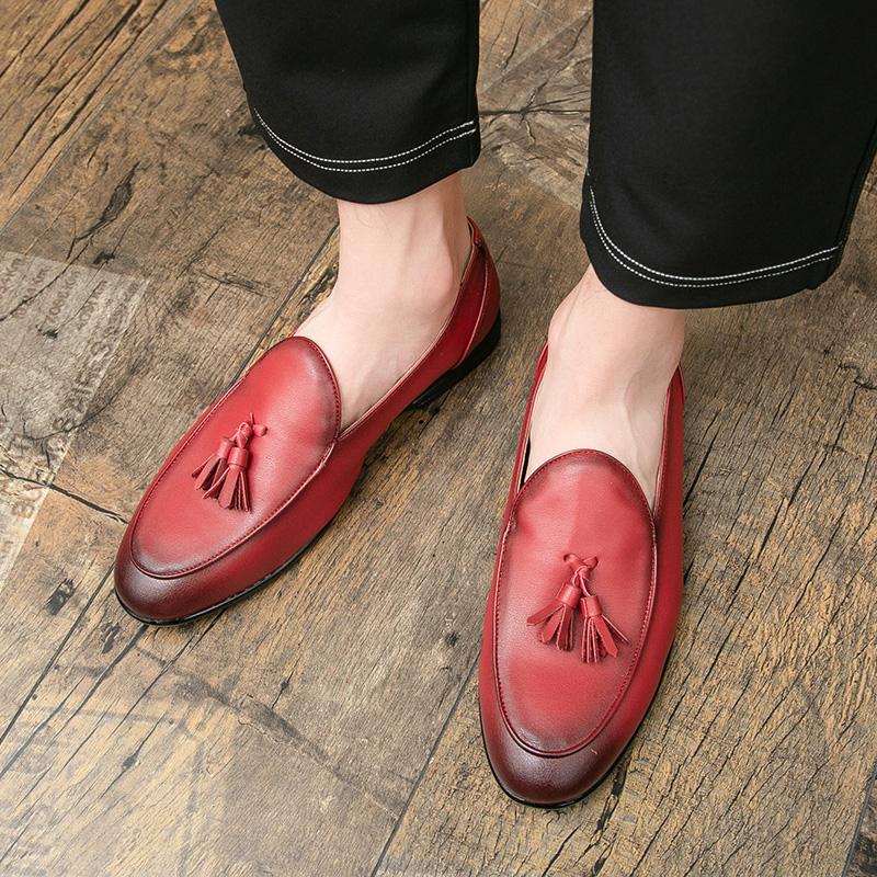 New Wedding Dress Red Brown Black Patent Leather Shoes For Men Tassels Driving Loafers Prom Homecoming Party Footwear Zapatos