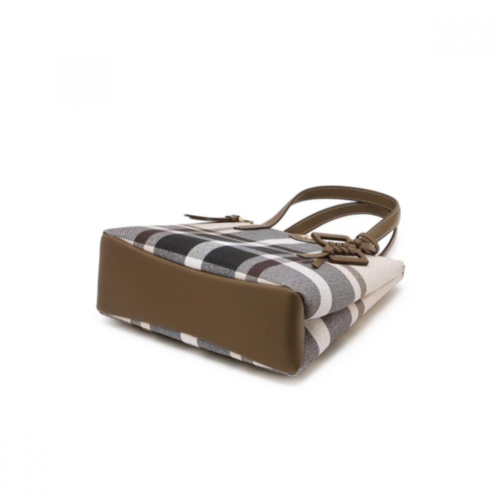 Daks Beige Check Leather Tote Bag Dcba6e711i2