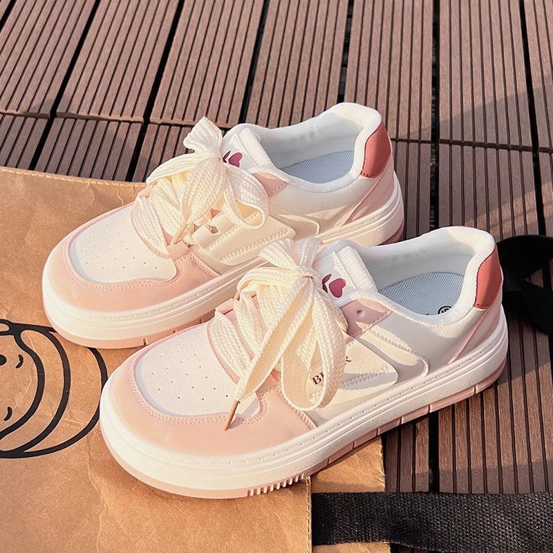 

2025 new little white shoes women s ins super fire niche original thick baseplate shoes Korean version casual versatile sports shoes tide 35