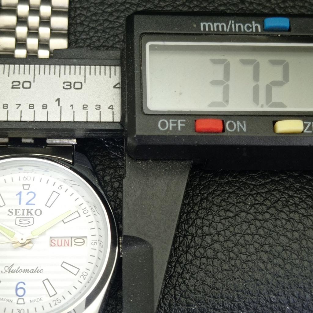 RARE REFURBISHED SEIKO 5 AUTOMATIC JAPAN MENS WHITE COLOR DIAL WATCH A500163-2 R151a-a500163