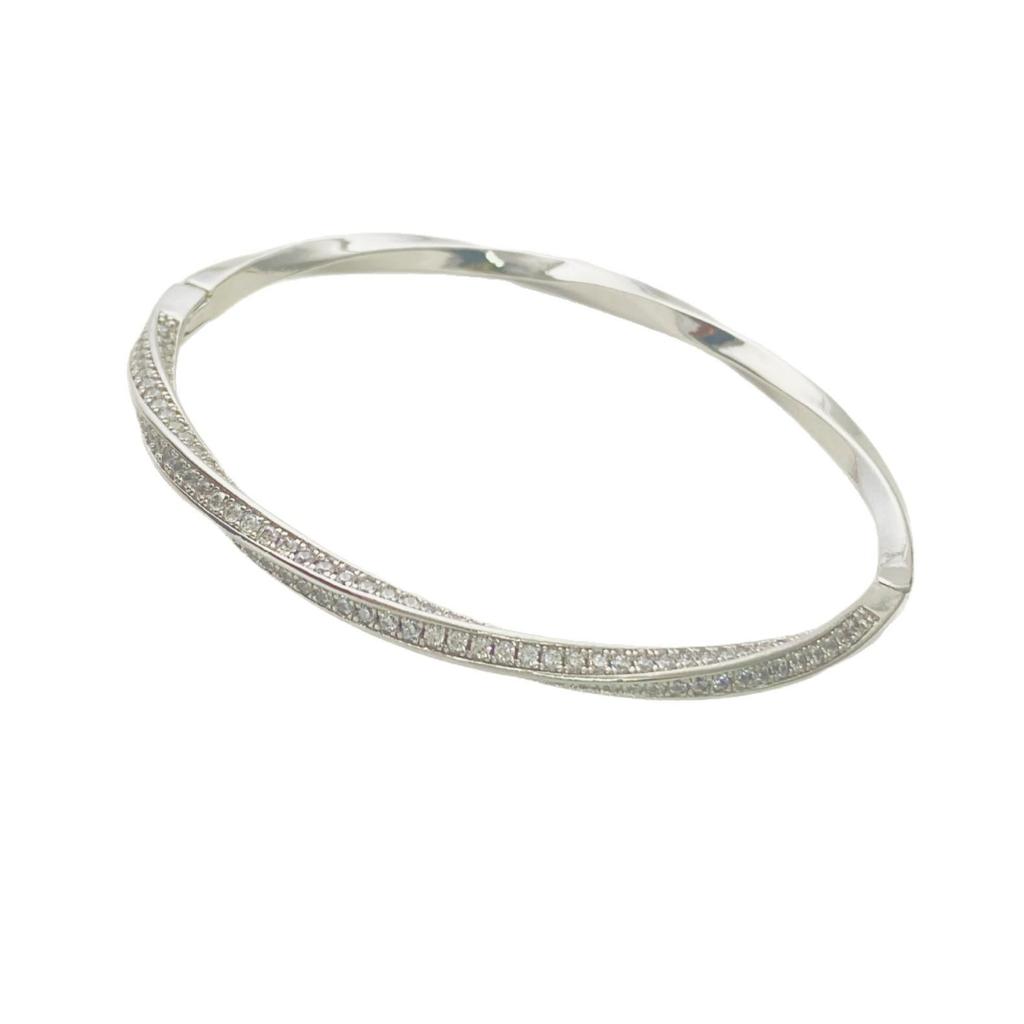 Elegant Möbius Bangle: Starry Sky Twist with Full Diamond Design