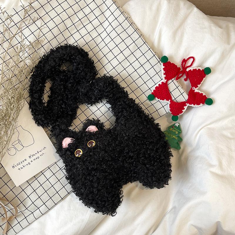 Niche design cute plush bag autumn and winter super cute cat messenger bag women's new shoulder armpit bag