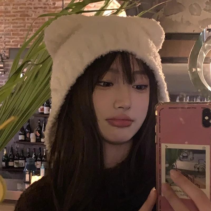 Women's Fashion Korean Style Autumn and Winter Warm Knitted Woolen Earflap Hat Ladies Cute Pullover Teddy Bear Hat