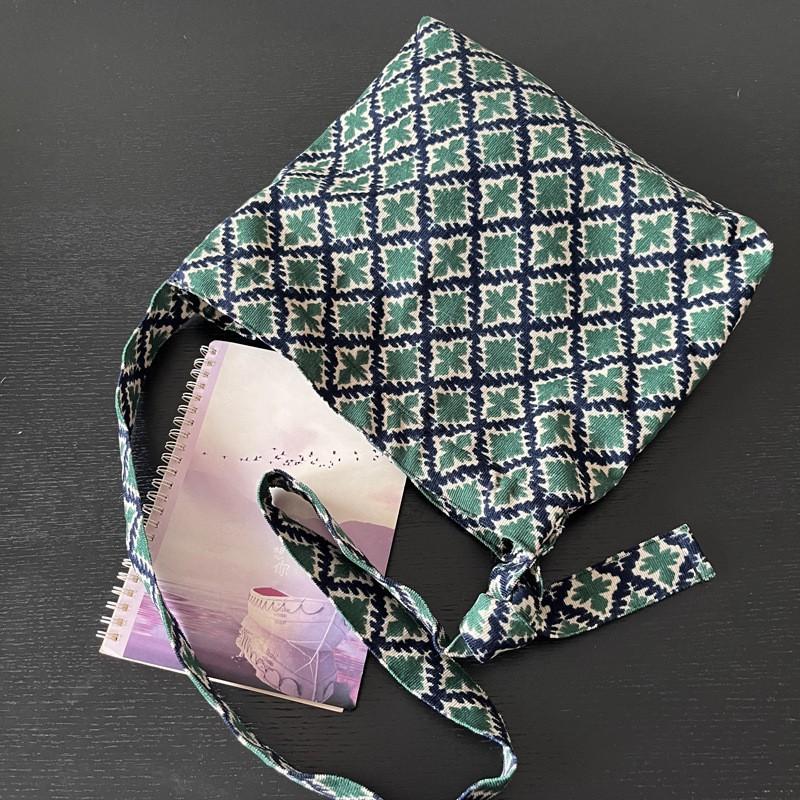 Niche Design 2024 New Retro Green Diamond-checked Corkwick Flannel Bag Women's Cross-body Shoulder Large Capacity