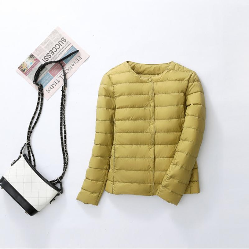 Nové dámské jednobarevné lehké péřové kabáty bez límce na knoflíky Teplá krátká péřová bunda Měkká pohodlná zateplená Slim krátká prošívaná bunda
