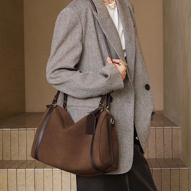Frosted Cowhide Bowling Bag Large Capacity Commuter Versatile Boston Shoulder Crossbody Bag Deerskin Velvet Tote Women'S Bag