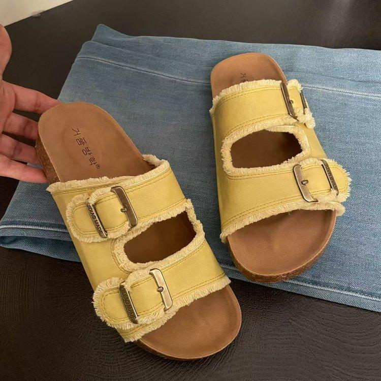 

Retro thick-bottomed cool slippers for women s summer wear 2025 new muffin bottom fashion and high-end sense versatile Boken one-word drag 35 жёлтый