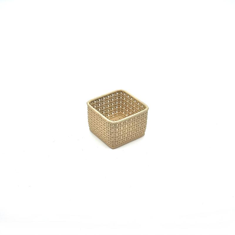Handcrafted Miniature Dollhouse Basket Woven Storage Organizer for Scene Decoration and Display
