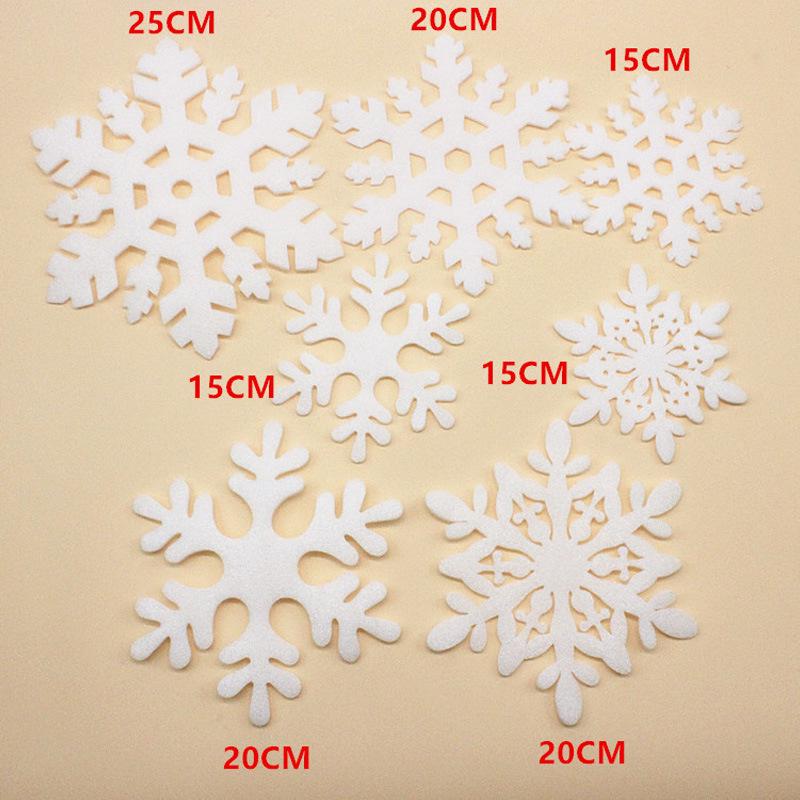 Christmas Snowflake String Set: Festive Decorations with Snowflake Pieces