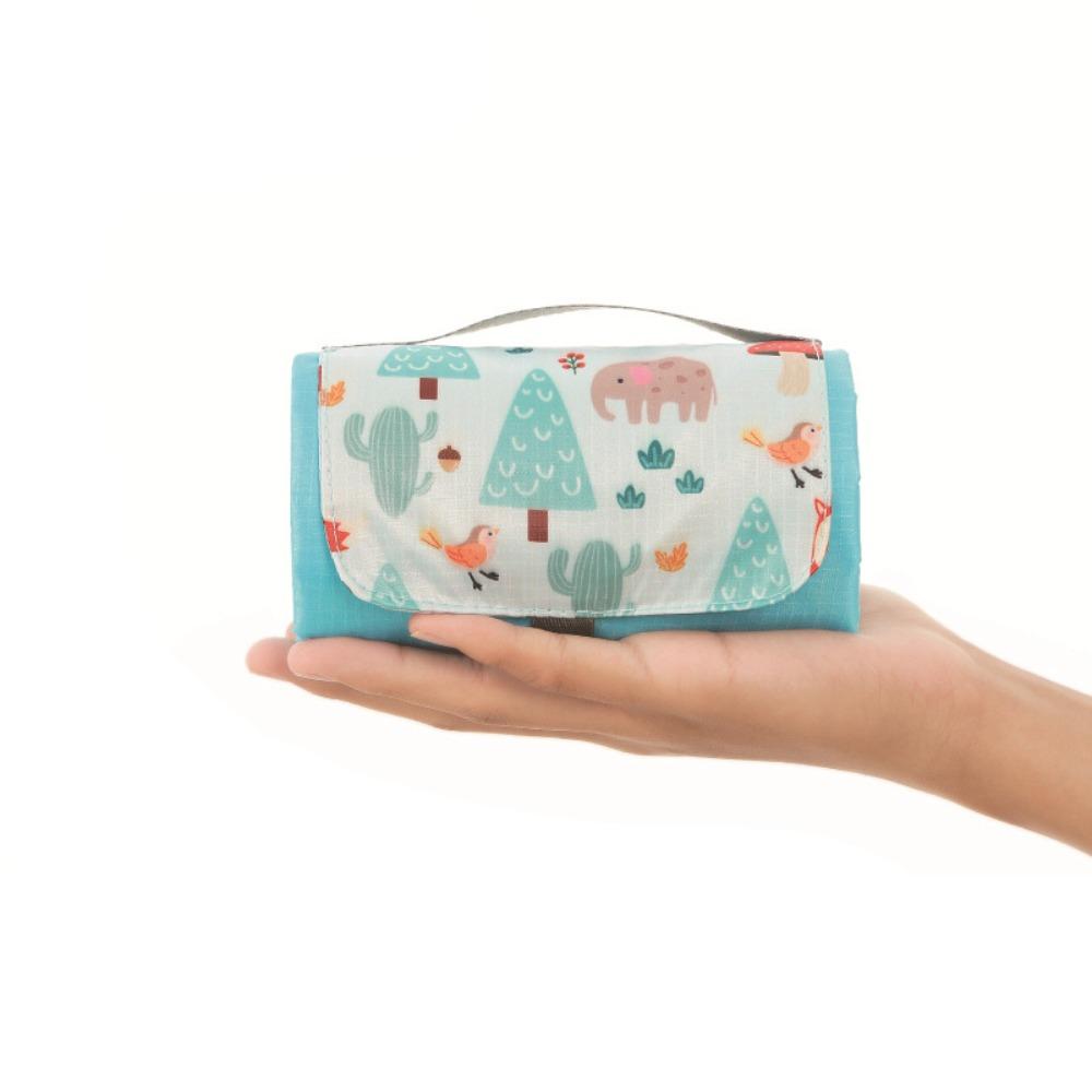 

Moisture-Proof Outdoor Picnic Mat Waterproof Camping Ground Cloth Mini Beach Mat Travel Use style A