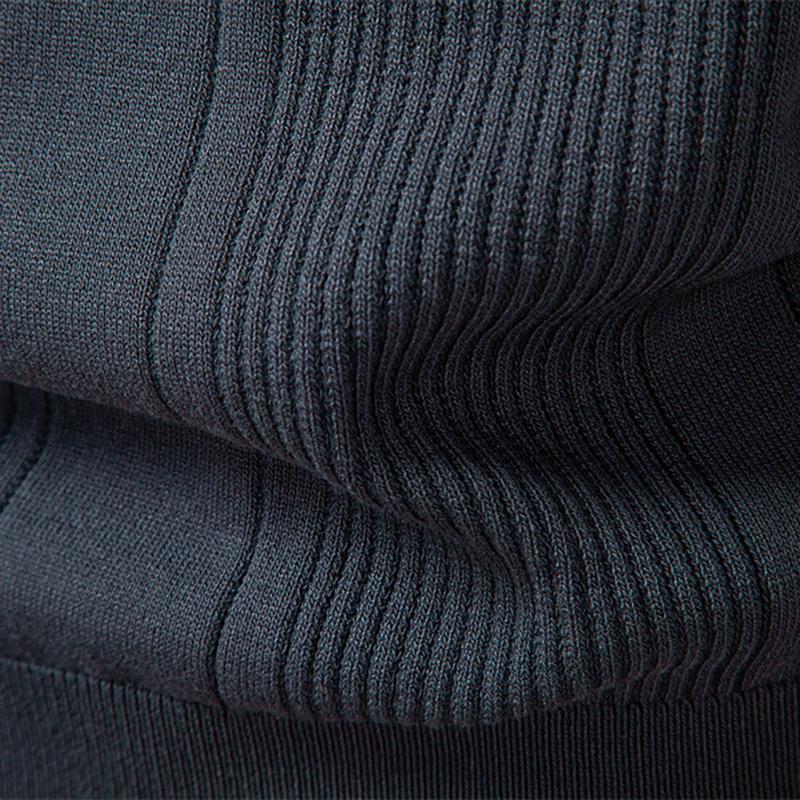 AMI 2025 Herbst und Winter Neuer Stickerei Herren Jacquard Pullover Herren Pullover Einfarbig V-Ausschnitt Strickpullover Herren