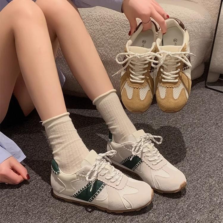 Cowhide version soft leather mesh new round head casual breathable sports shoes inner height increase flat bottom