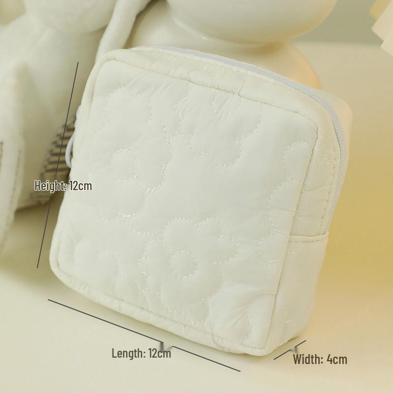 Quilted Cream Cloud Makeup Bag, Portable Handheld Cosmetics Storage, Large Capacity