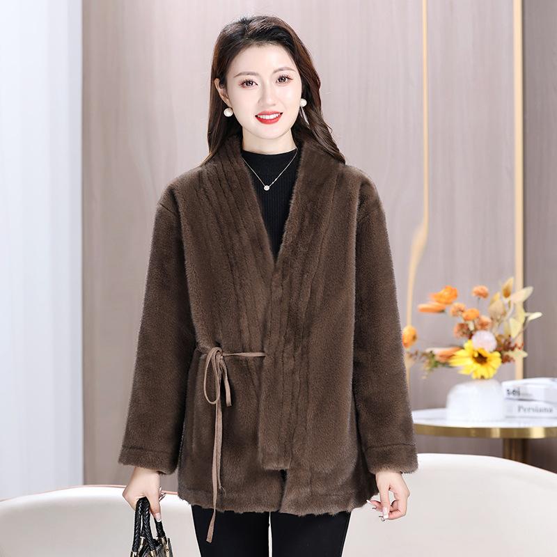 

Интегрированное пальто из норки Шуба из норки для женщин среднего и пожилого возраста