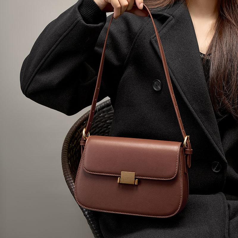 Premium Sense Niche Design Armpit Bag Leather Women's Bag Spring and Summer Tofu Bag Shoulder Messenger Bag