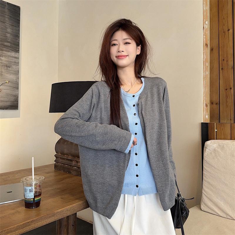 

Designer-Inspired Color-Block Knit Cardigan - Women s Slimming Long Sleeve Sweater for Fall S (80-95 jin)