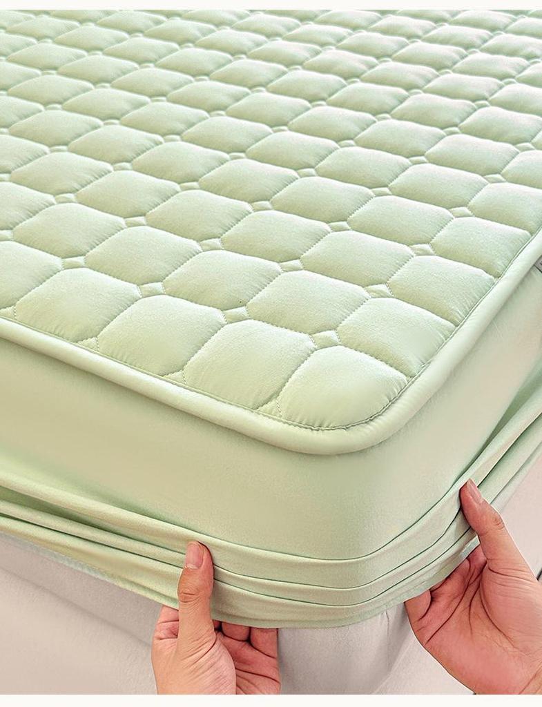 Quilted Waterproof Mattress Protector for Mother & Baby - 2025 New Style