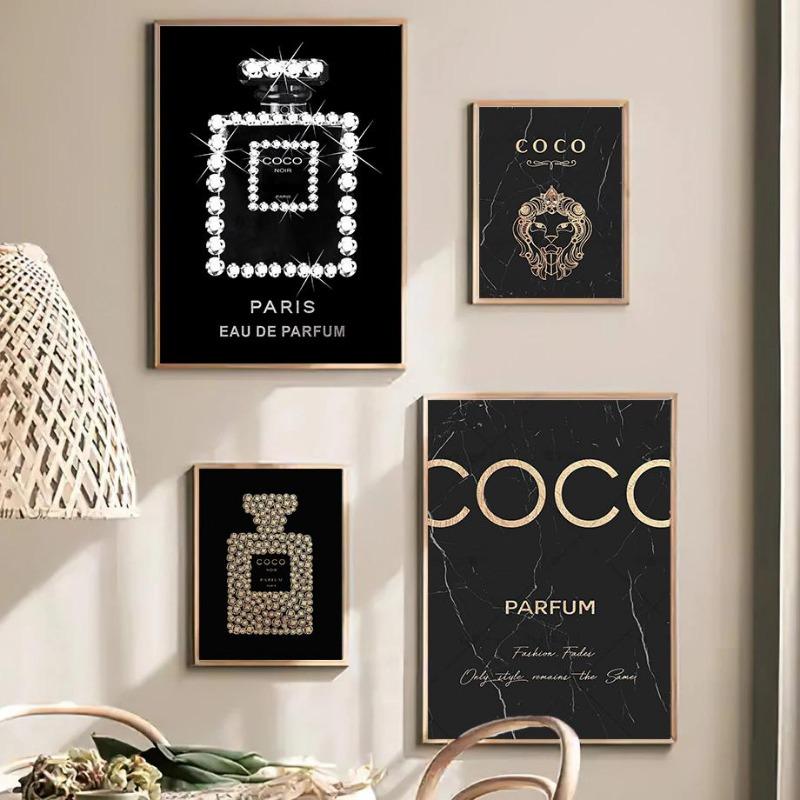 Fashionable luxury bottle of coco perfume, canvas, painting, Scandinavian flower, print poster, wall painting, modern decoration of the room