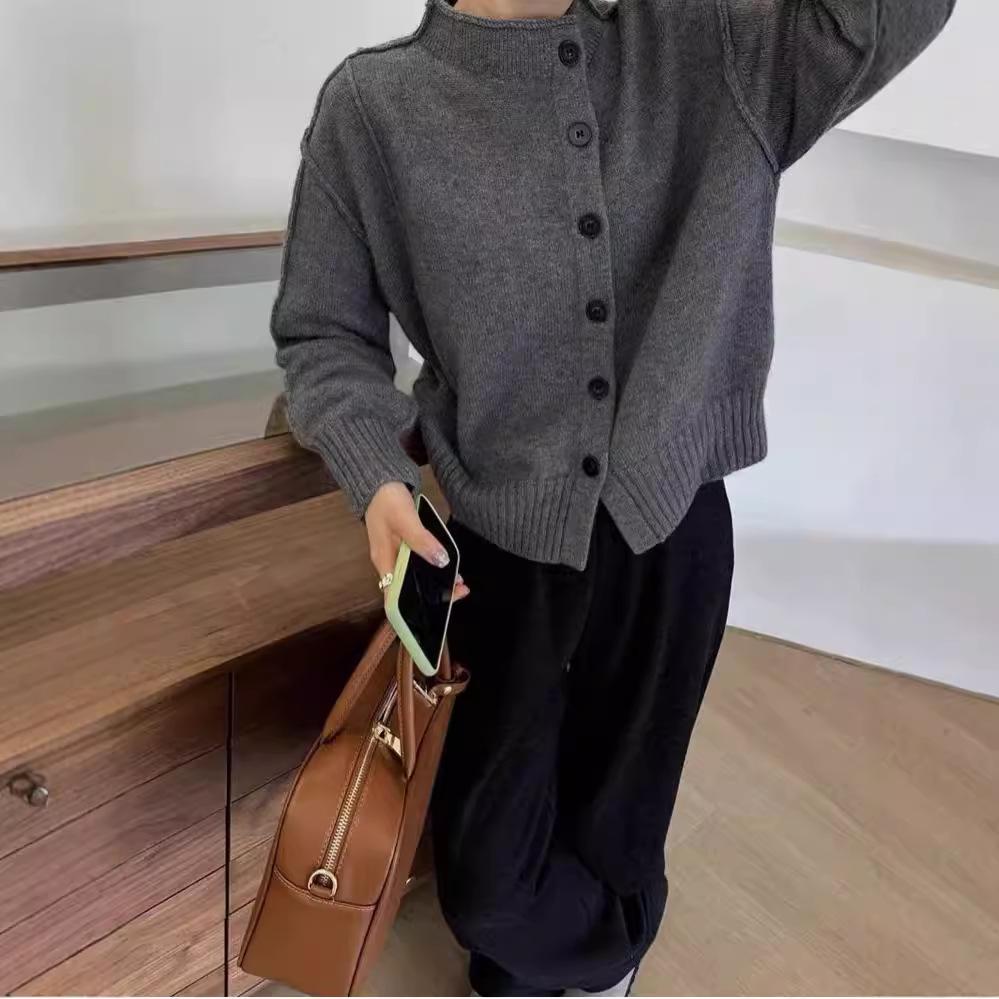 European-Style Cashmere Button Cardigan - Winter Fashion, Stylish & Versatile Wool Sweater, Soft Knitwear for Women