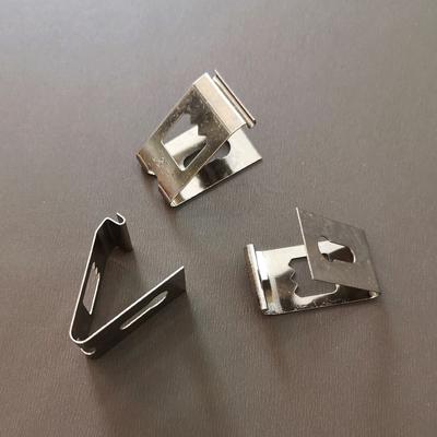 20 ks fotorámečku klipsy upevňovací háčky Kovová pružina otočný věšák na malování zrcadlový věšák