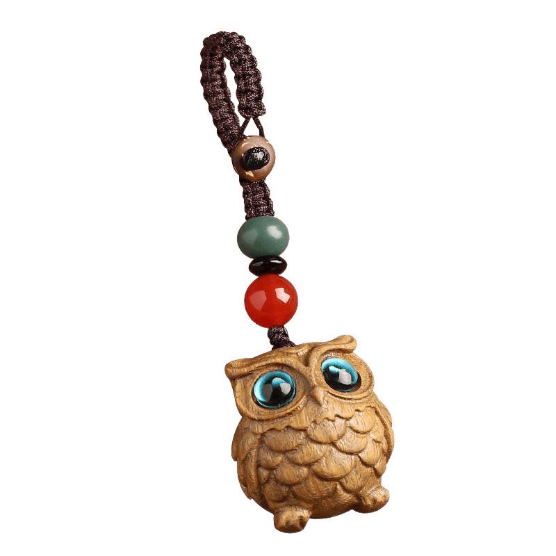 Creative Green Sandalwood Owl Keychain Pendant for Men, Women, and Couples
