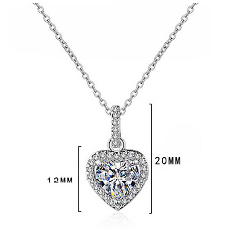 Lindonský dámsky strieborný náhrdelník s príveskom v tvare srdca