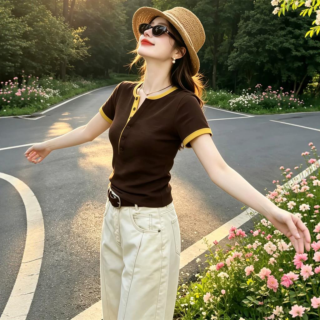 Summer senior sense contrasting color semi-open neck short-sleeved T-shirt women's large size slim and thin versatile top A